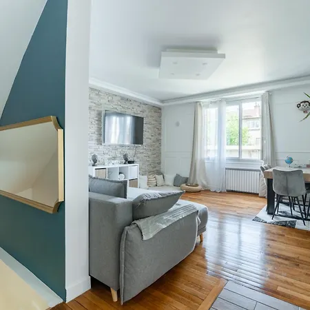 Magnificent Duplex In Διαμέρισμα